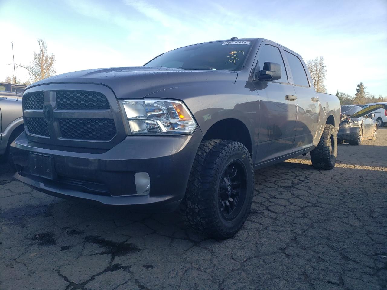 2016 RAM 1500 ST