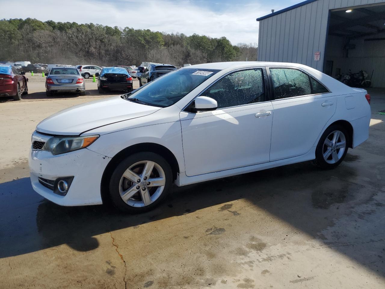 2014 TOYOTA CAMRY L