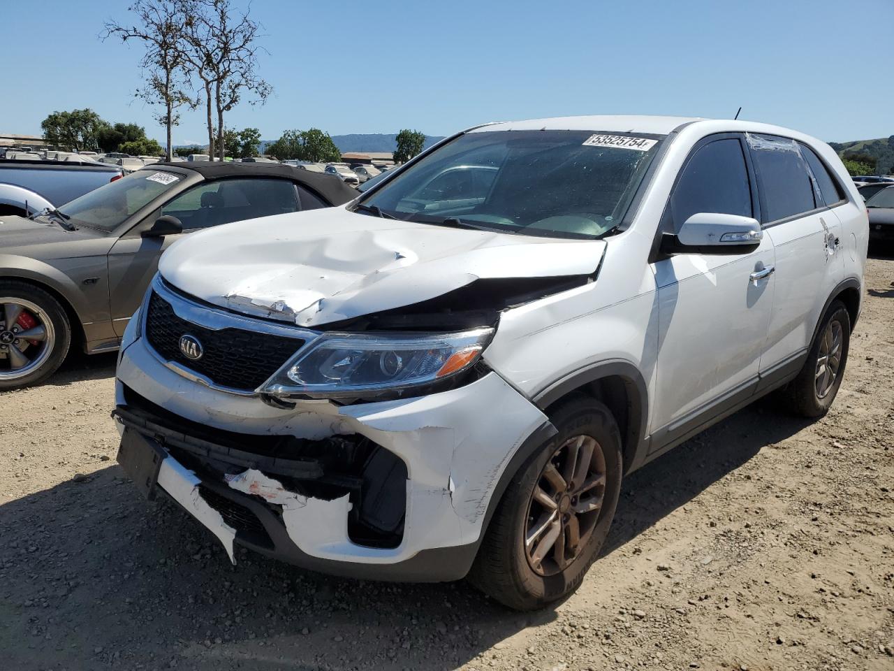 2014 KIA SORENTO LX