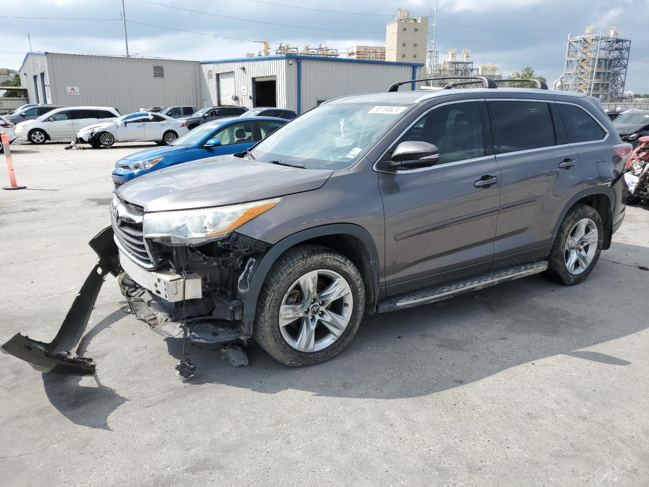 2016 TOYOTA HIGHLANDER LIMITED