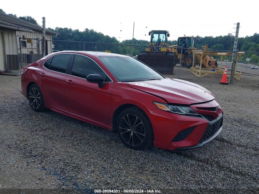 2020 TOYOTA CAMRY SE