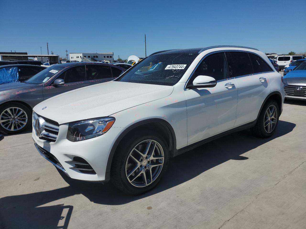 2016 MERCEDES-BENZ GLC 300