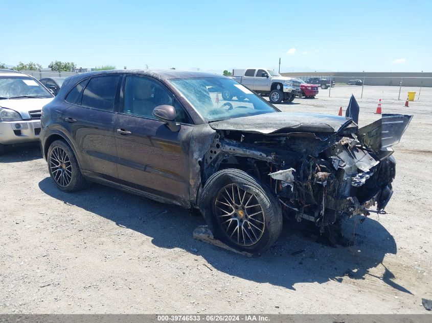 2019 PORSCHE CAYENNE