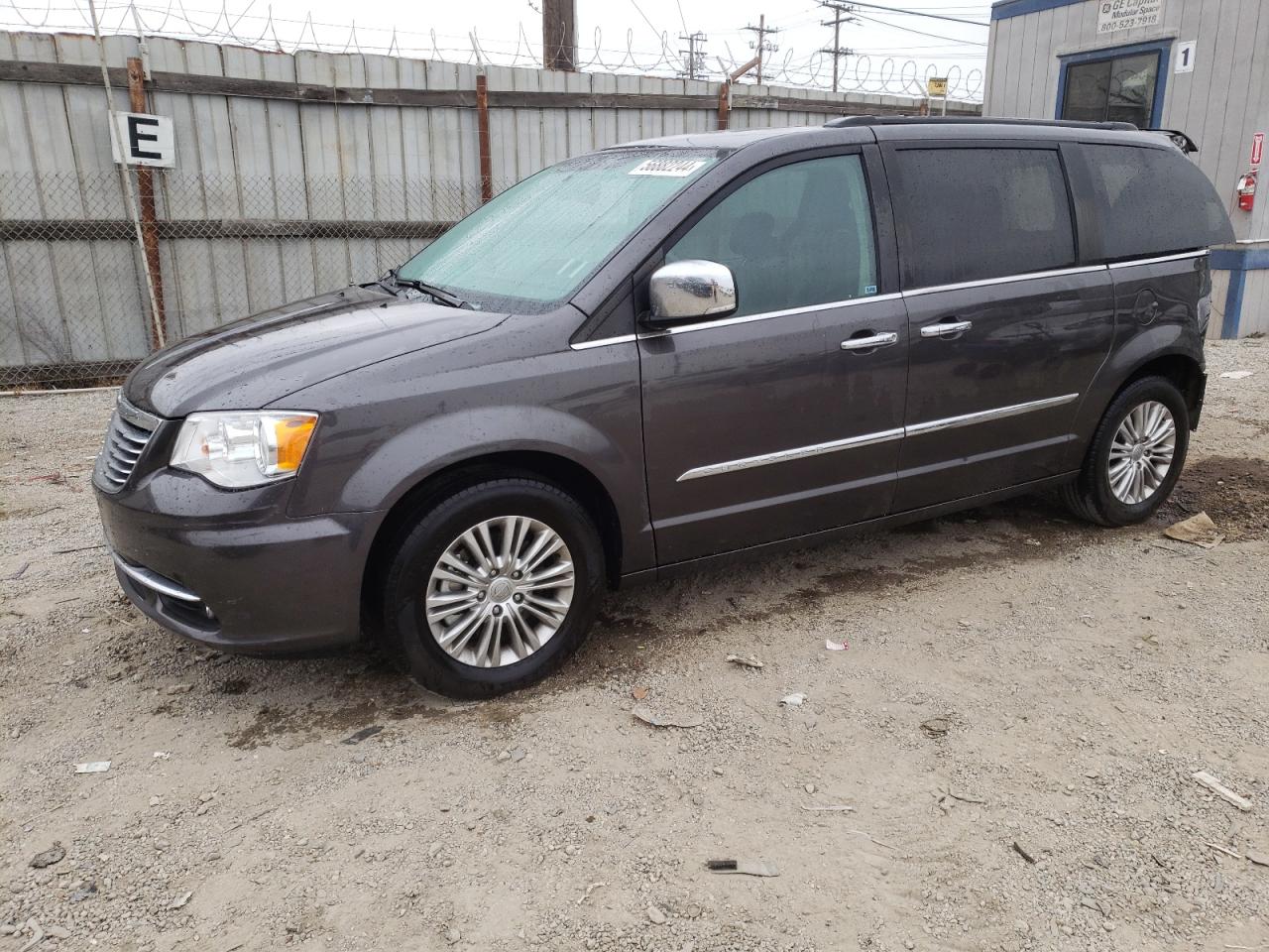 2015 CHRYSLER TOWN & COUNTRY TOURING L