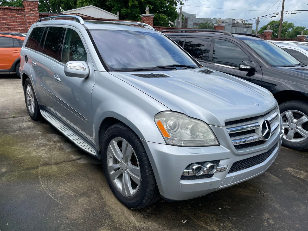 2010 MERCEDES-BENZ GL 450 4MATIC