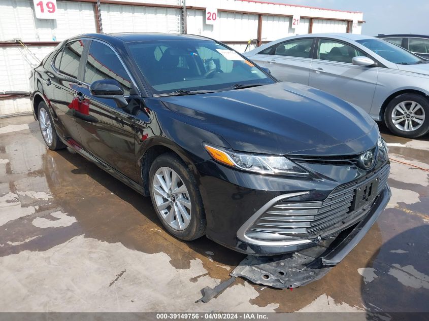 2023 TOYOTA CAMRY LE