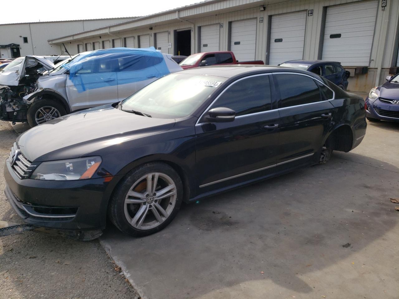 2012 VOLKSWAGEN PASSAT SE