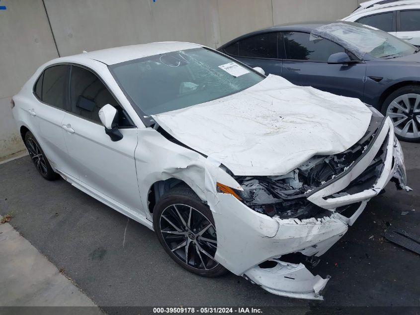 2022 TOYOTA CAMRY SE/SE NIGHTSHADE EDITION