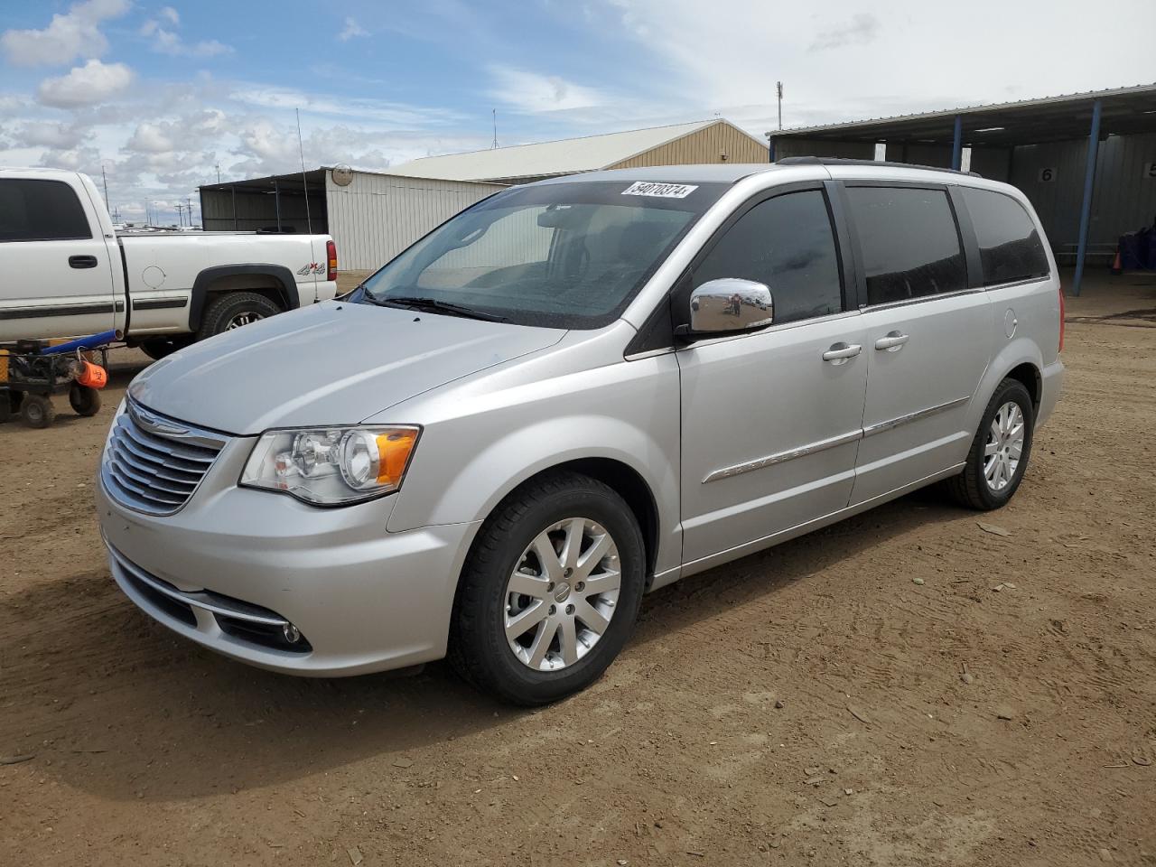 2011 CHRYSLER TOWN & COUNTRY TOURING L