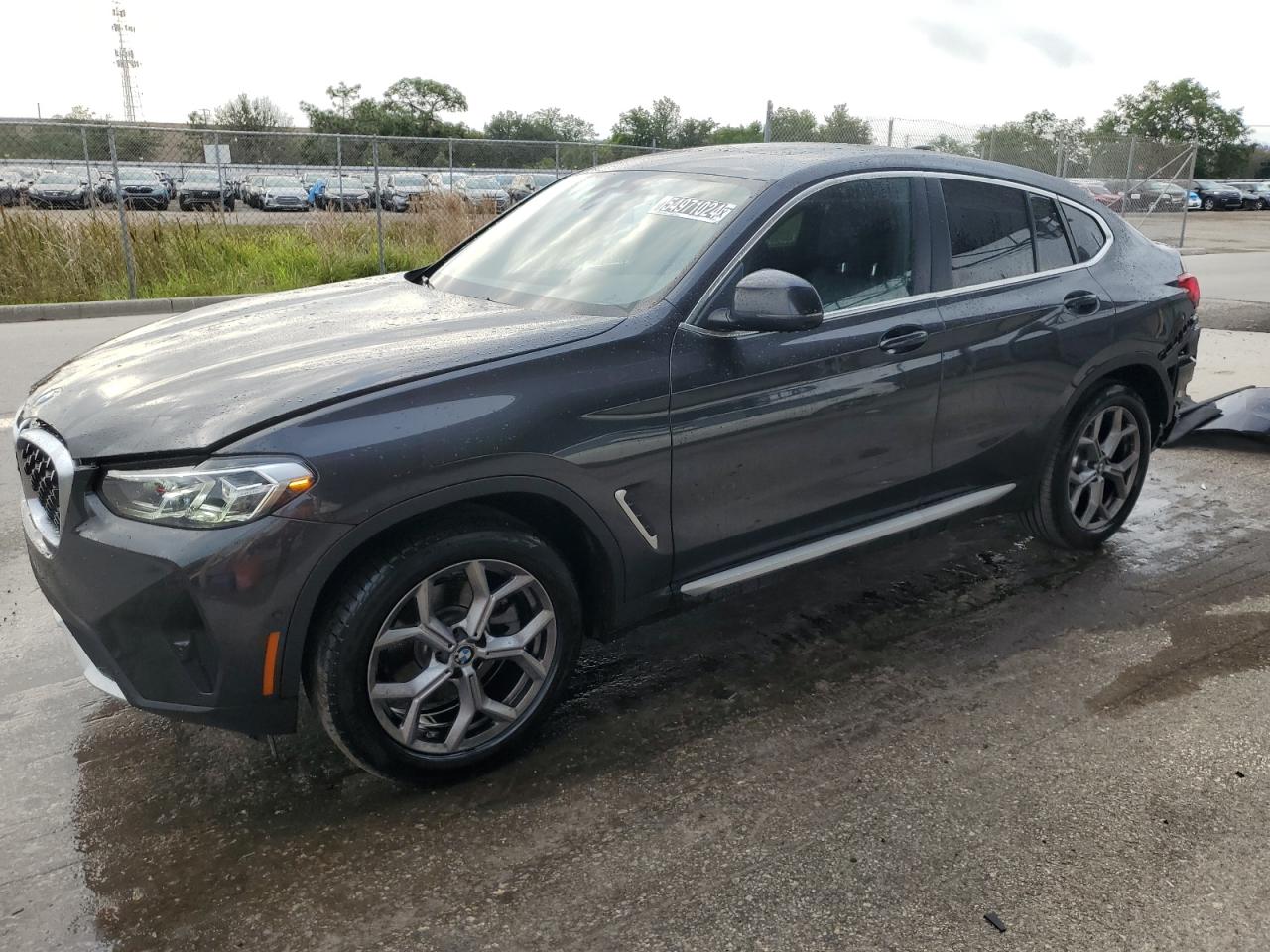 2024 BMW X4 XDRIVE30I