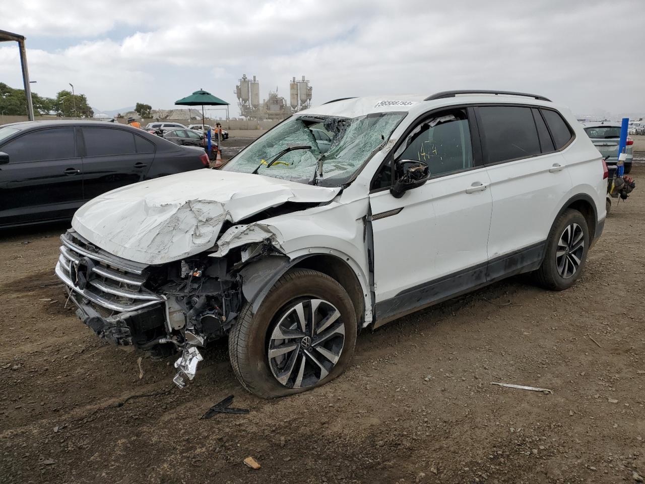 2023 VOLKSWAGEN TIGUAN S