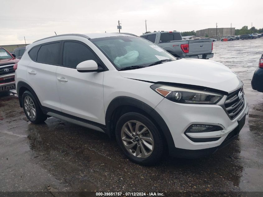 2017 HYUNDAI TUCSON SE