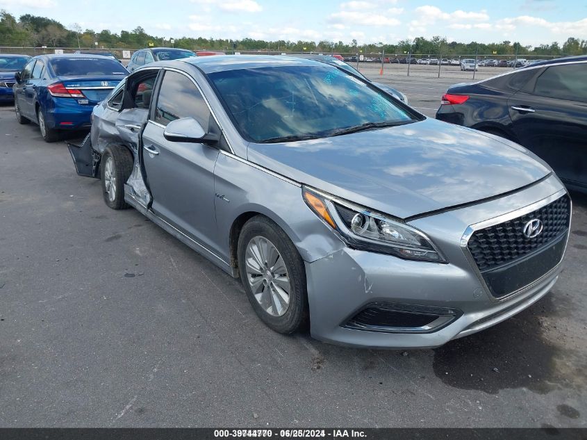 2016 HYUNDAI SONATA HYBRID SE