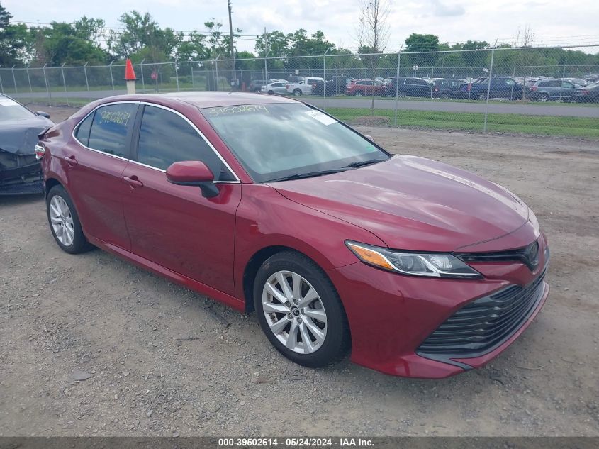 2018 TOYOTA CAMRY LE