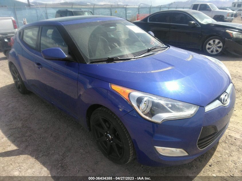 2013 HYUNDAI VELOSTER BASE W/BLACK