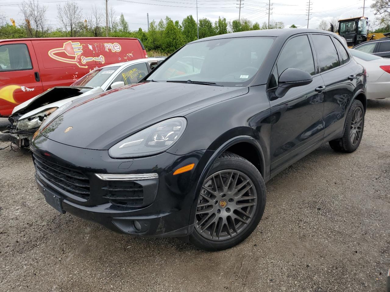 2017 PORSCHE CAYENNE