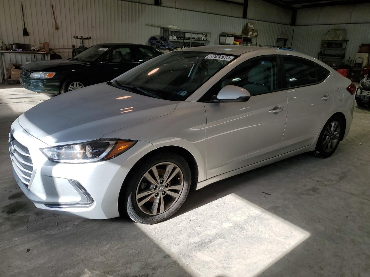 2017 HYUNDAI ELANTRA SE