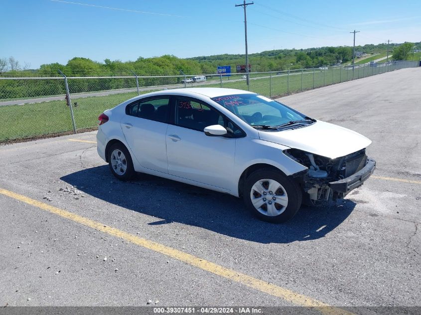 2017 KIA FORTE LX