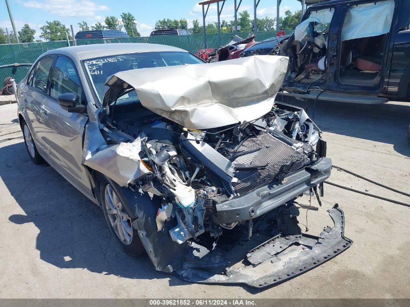 2015 VOLKSWAGEN JETTA 1.8T SE