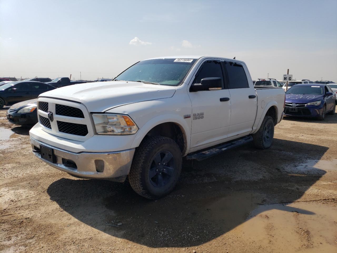 2015 RAM 1500 SLT