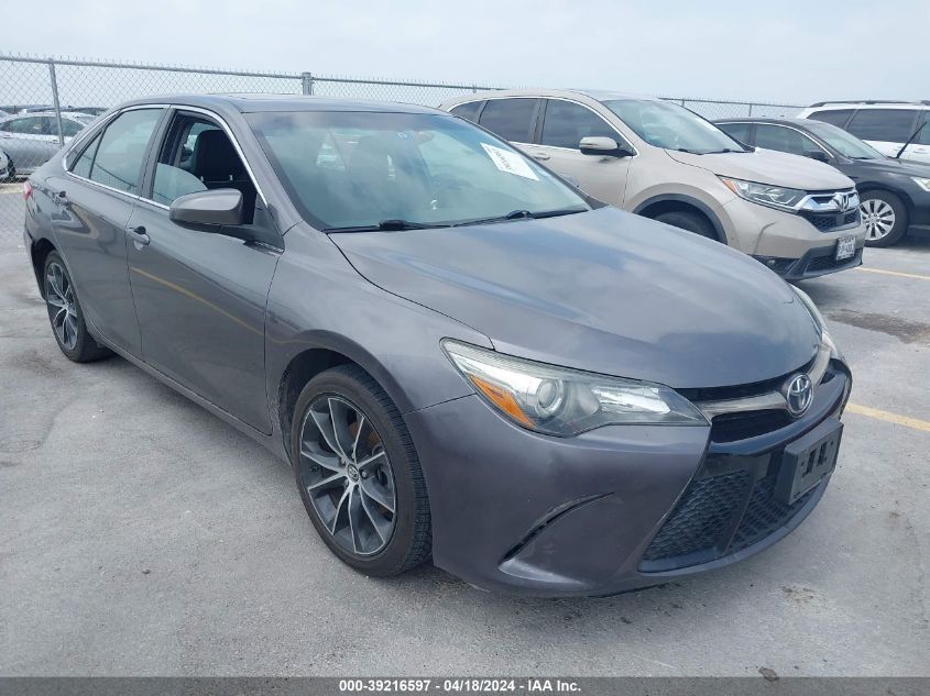 2016 TOYOTA CAMRY XSE