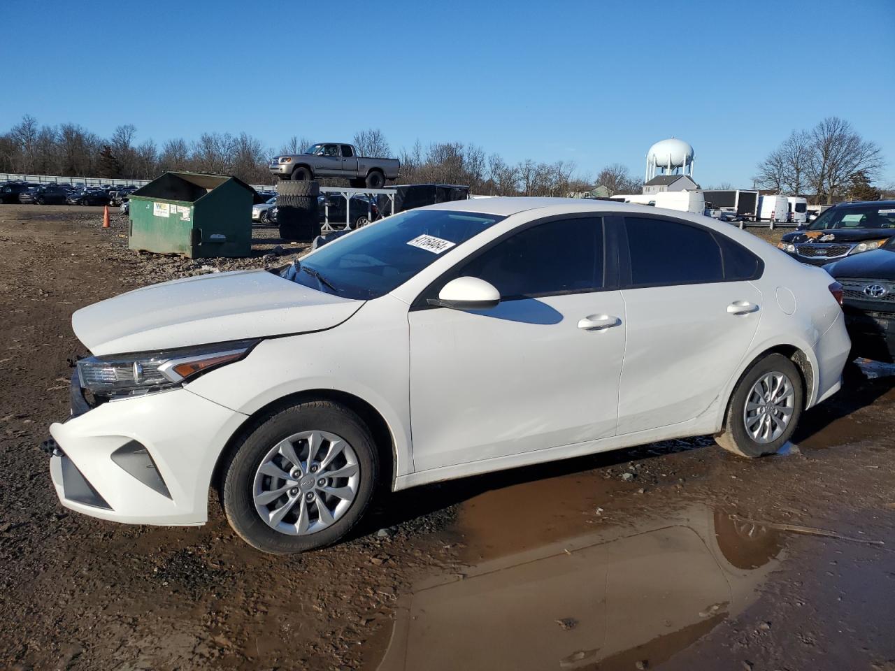 2023 KIA FORTE LX