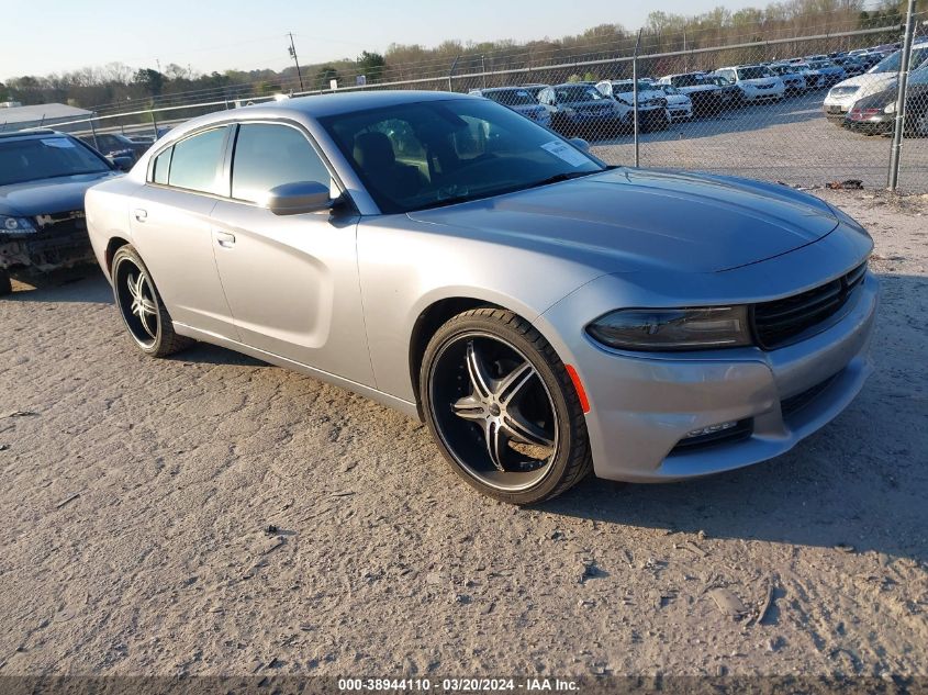 2016 DODGE CHARGER SXT