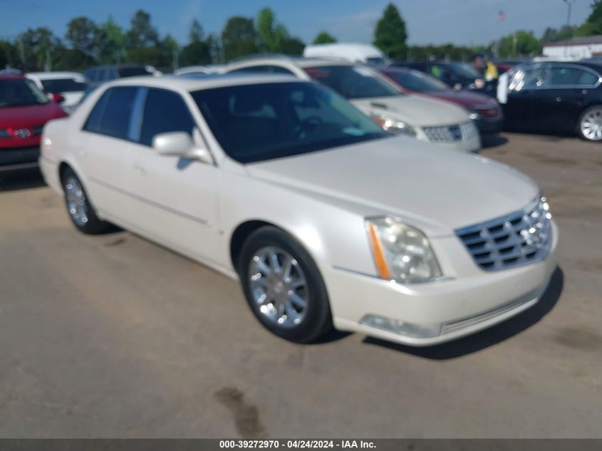 2010 CADILLAC DTS LUXURY COLLECTION