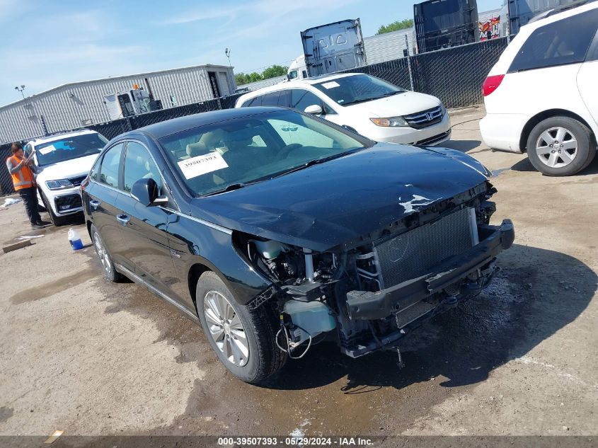 2017 HYUNDAI SONATA HYBRID SE