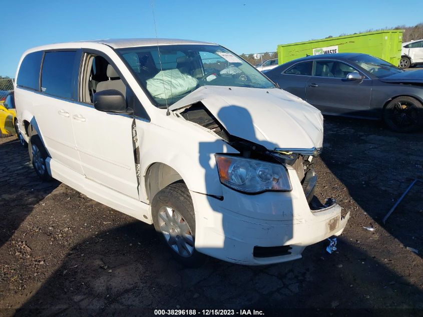 2010 CHRYSLER TOWN & COUNTRY LX