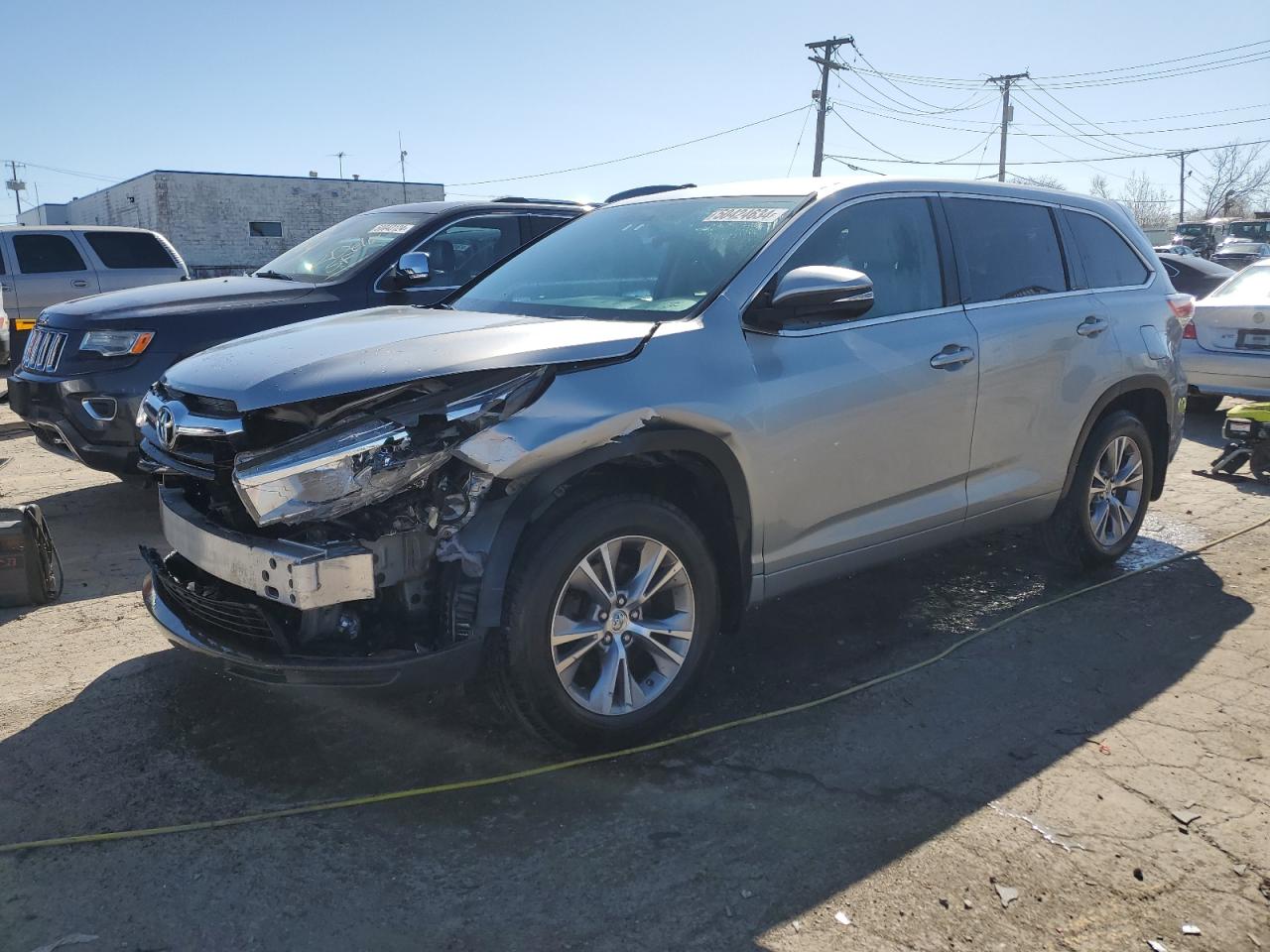 2015 TOYOTA HIGHLANDER LE