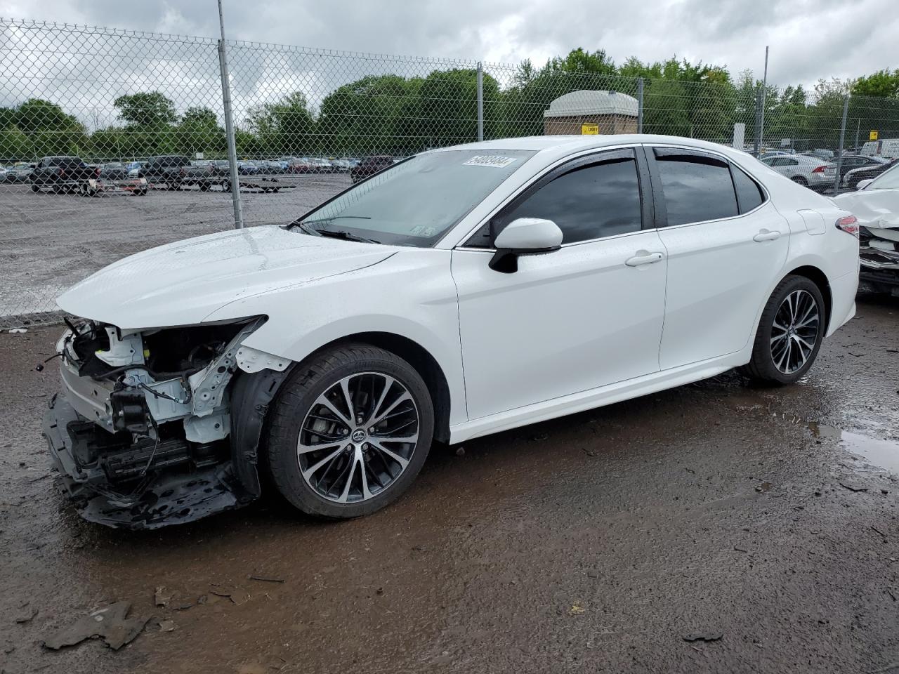 2020 TOYOTA CAMRY SE