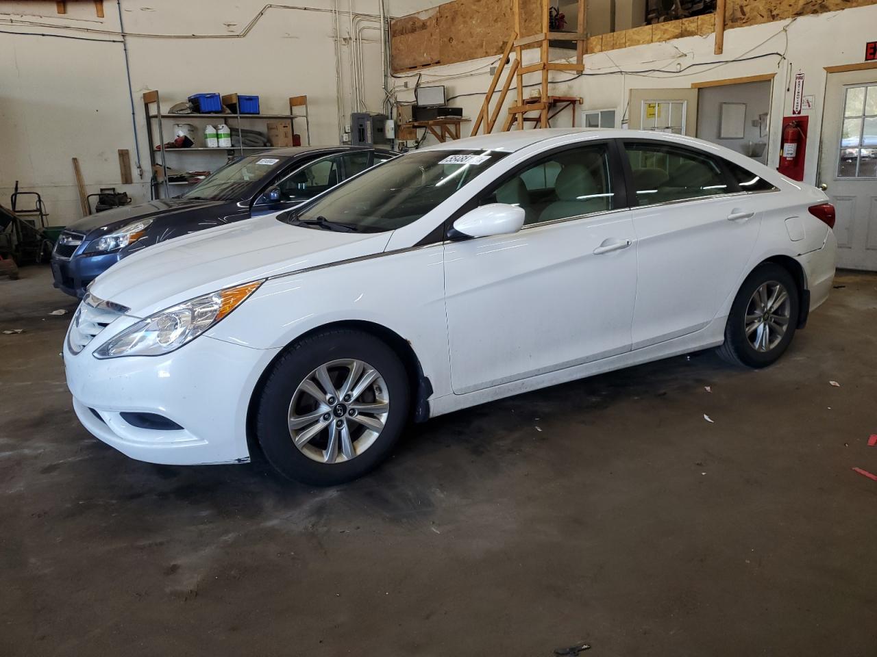 2012 HYUNDAI SONATA GLS