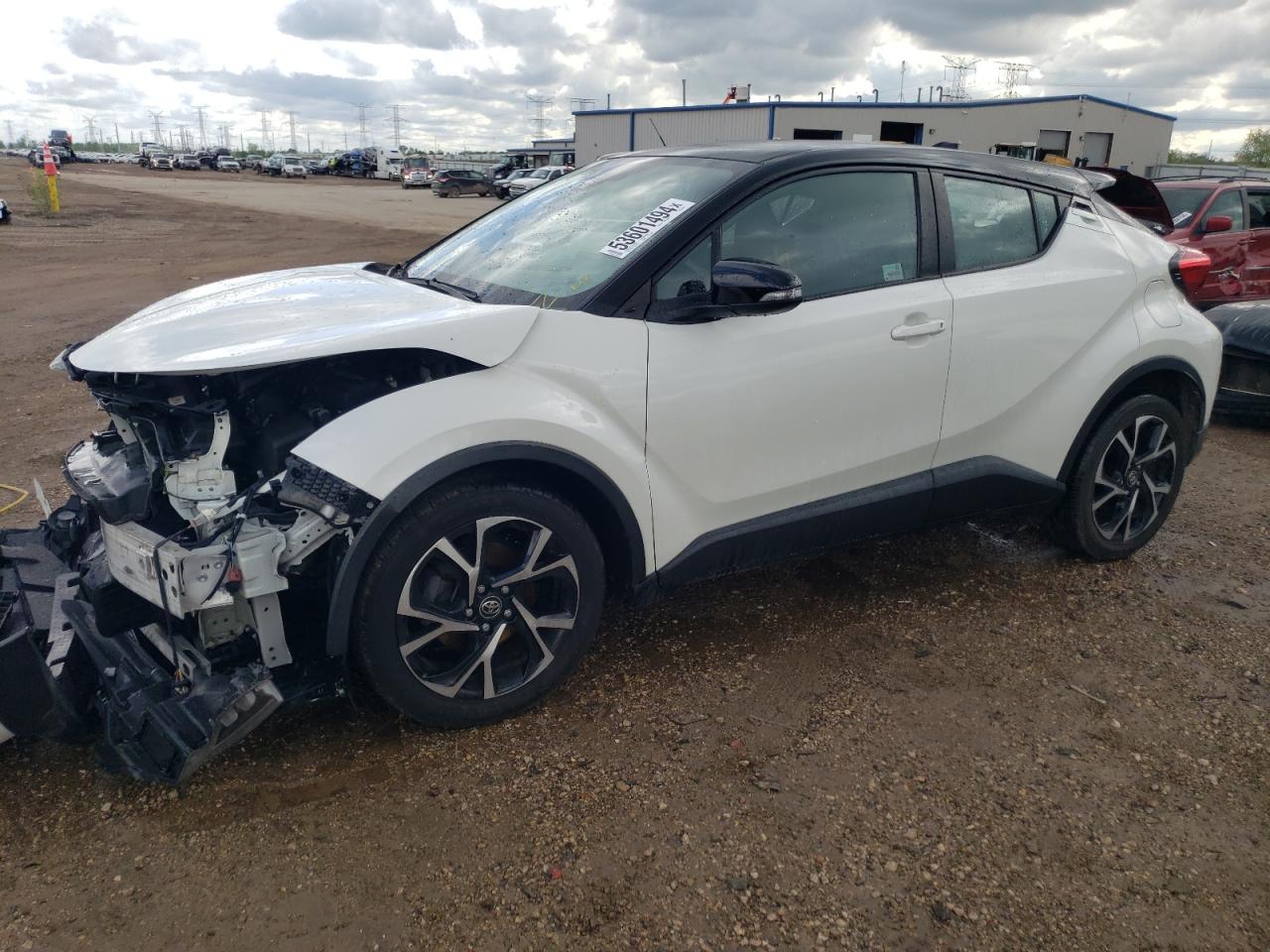 2019 TOYOTA C-HR XLE