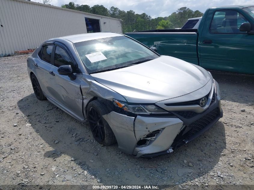 2018 TOYOTA CAMRY SE