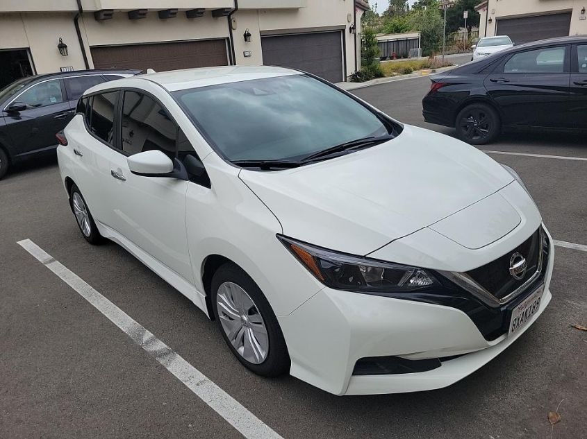 2021 NISSAN LEAF S