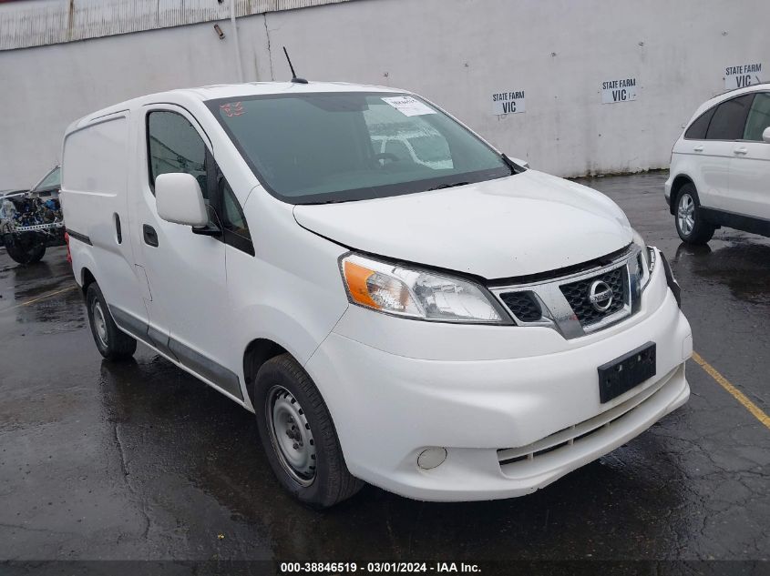 2014 NISSAN NV200 SV