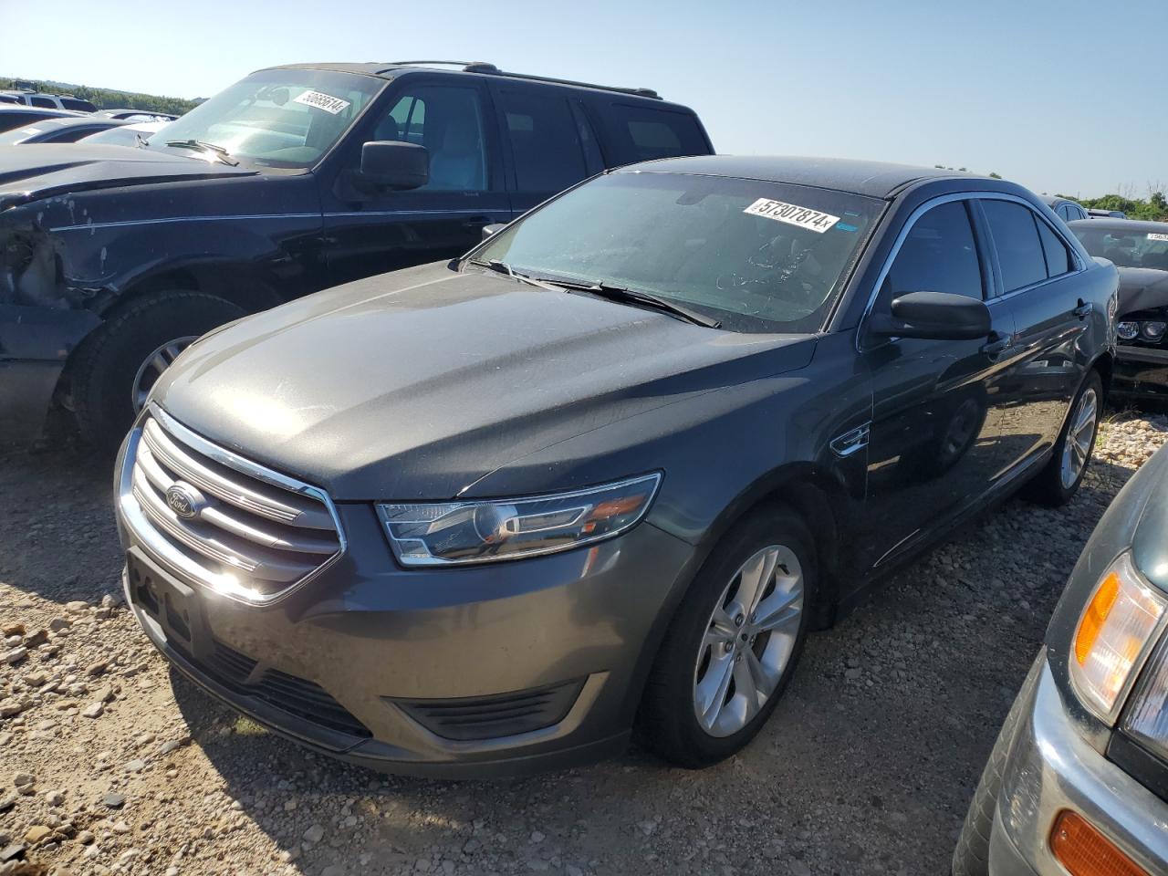 2017 FORD TAURUS SE