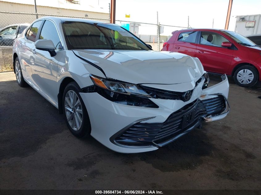 2024 TOYOTA CAMRY LE