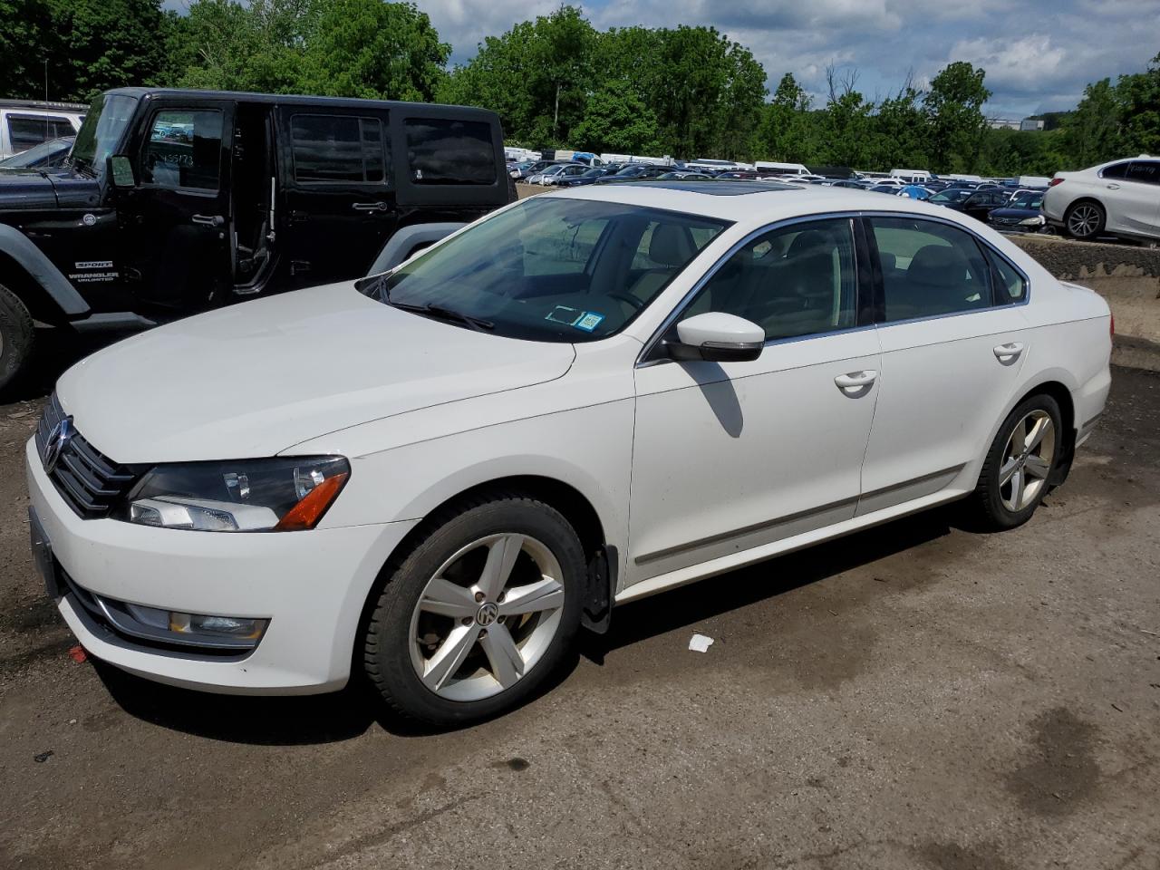 2015 VOLKSWAGEN PASSAT SEL