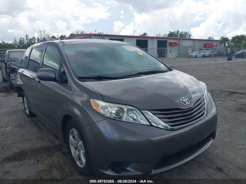 2017 TOYOTA SIENNA LE 8 PASSENGER