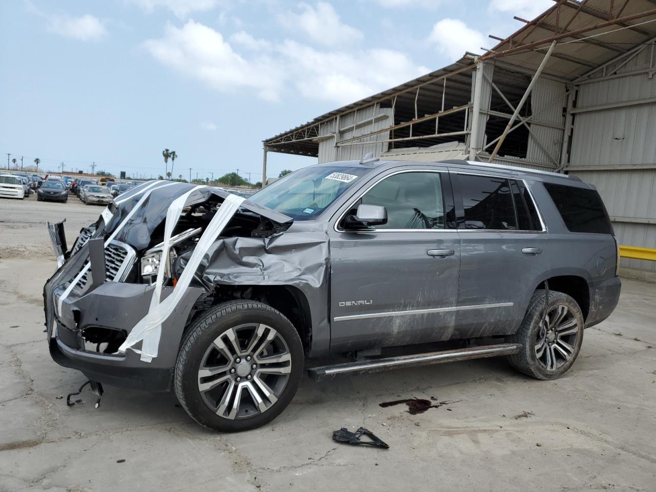 2019 GMC YUKON DENALI