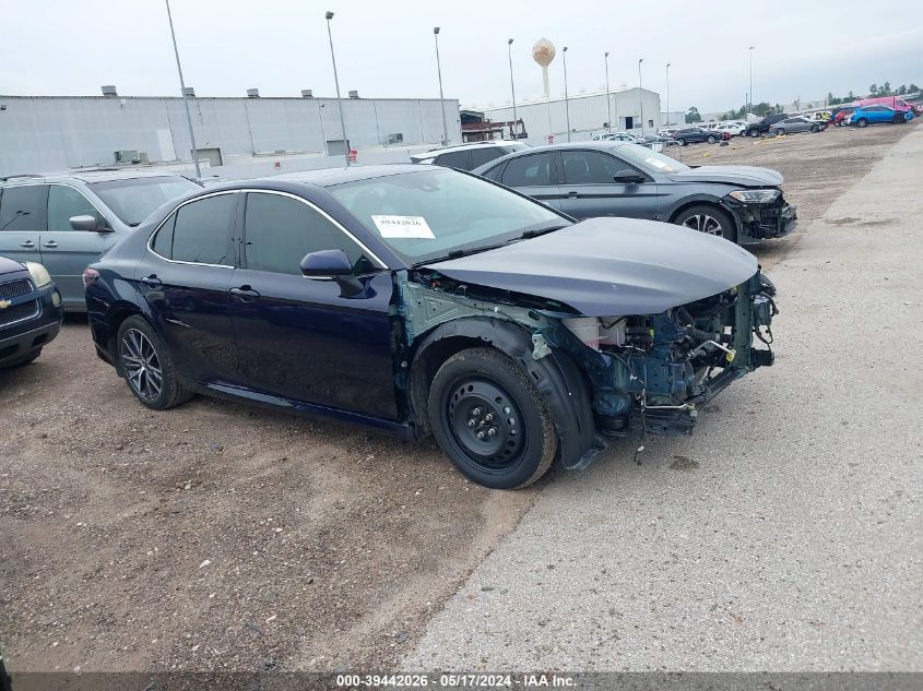 2022 TOYOTA CAMRY XLE HYBRID