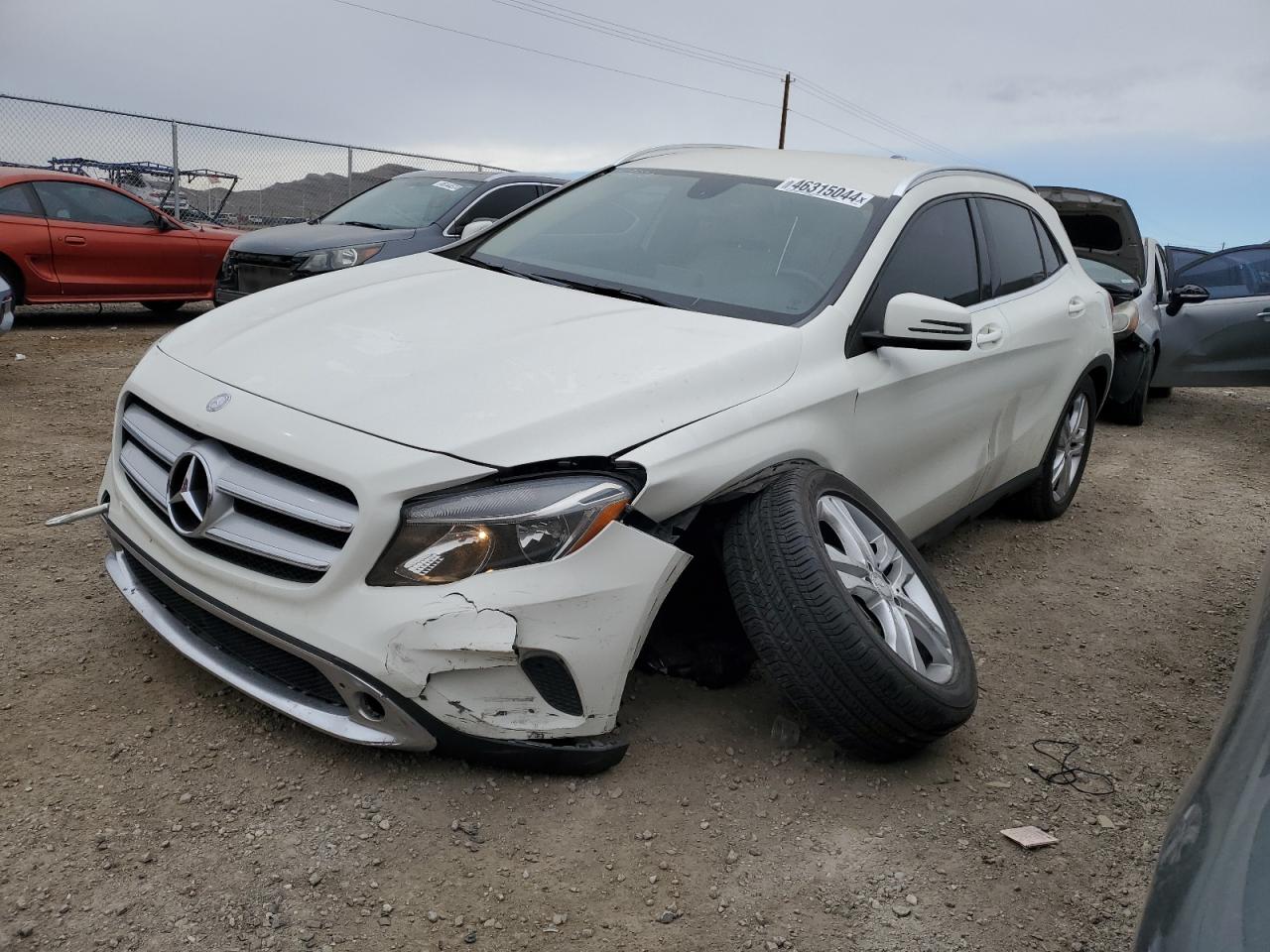 2015 MERCEDES-BENZ GLA 250 4MATIC