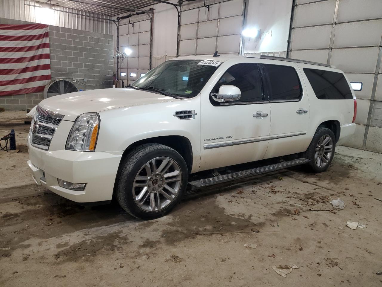 2012 CADILLAC ESCALADE ESV PLATINUM