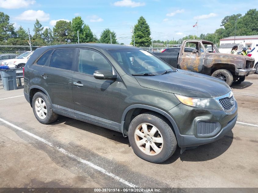 2013 KIA SORENTO LX