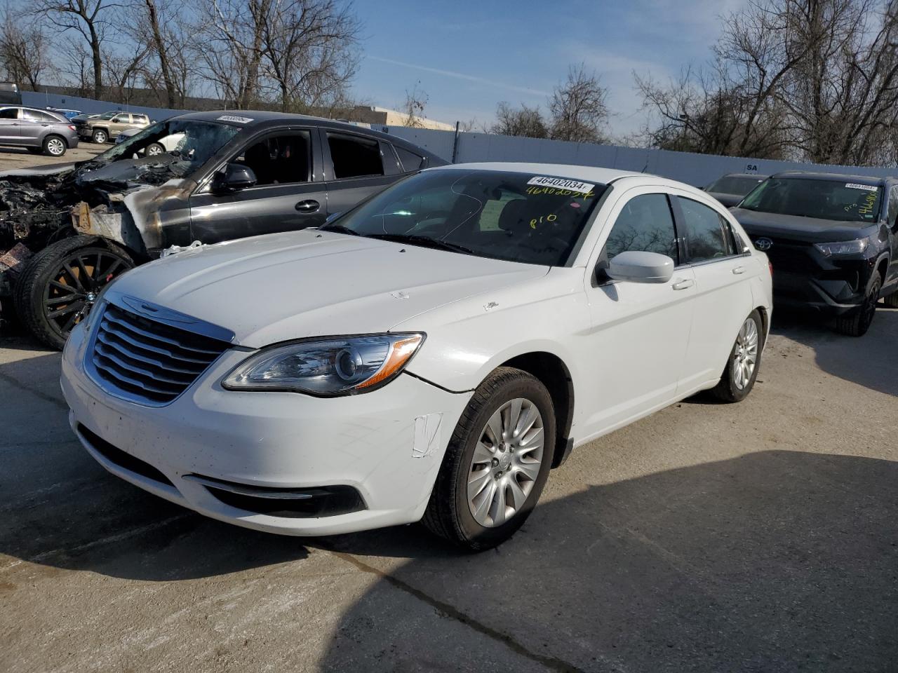 2014 CHRYSLER 200 LX