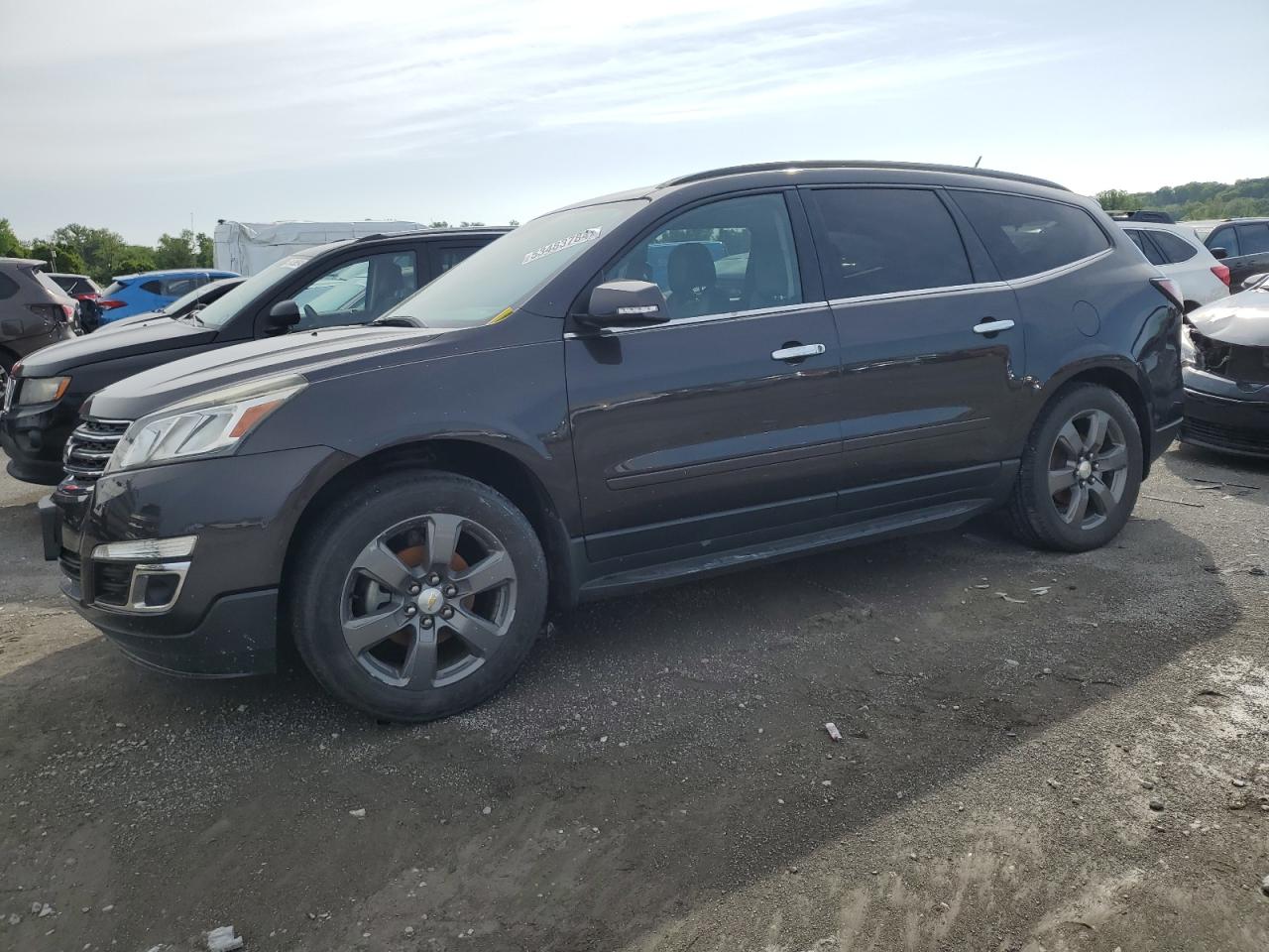 2017 CHEVROLET TRAVERSE LT