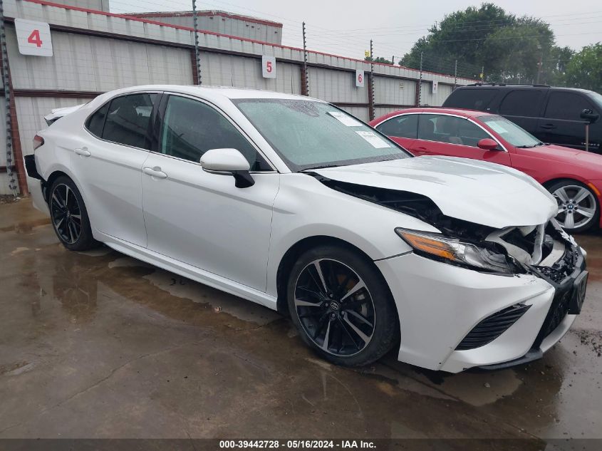 2019 TOYOTA CAMRY XSE