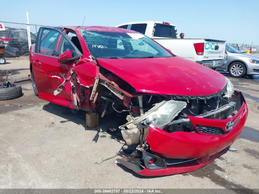 2013 TOYOTA CAMRY SE